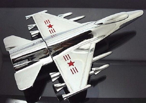 Memoria USB 2.0 con forma de avión plateado 32GB