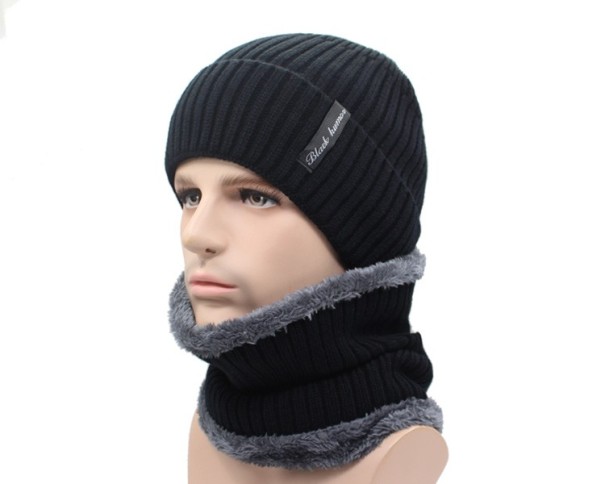 Men's Winter Hat and Neck Warmer black