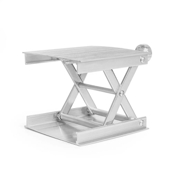 Mesa elevadora de 9 x 9 cm Altura ajustable de 2,5 a 8,3 cm Soporte de laboratorio con elevación de tornillo Construcción de metal Ajuste fino de altura plateado