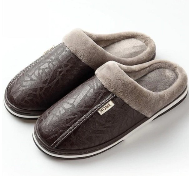 Met bont gevoerde pantoffels koffiekleur 40