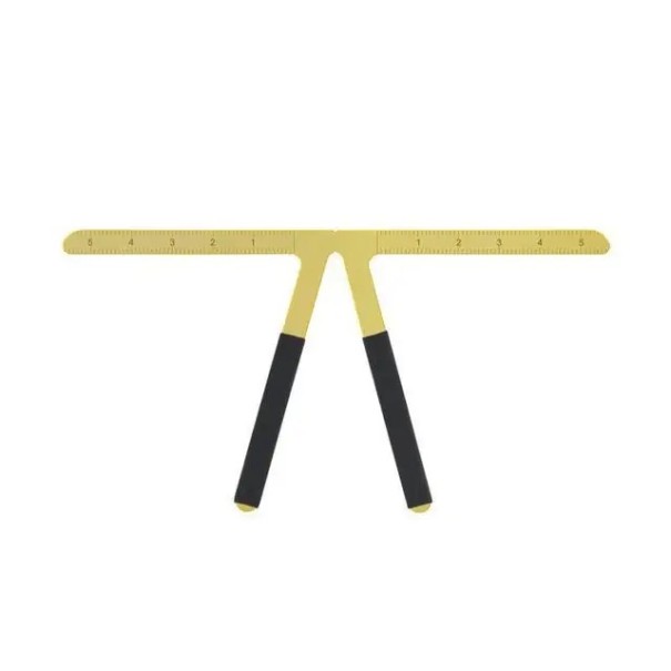 Metalowa miara do brwi 14 × 12 cm Stalowy szablon do precyzyjnego określenia kształtu i symetrii brwi złoto