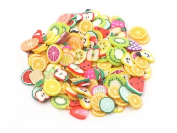 Mezclar frutas con slime 1