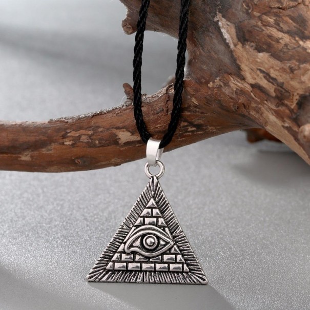 Miesten pyramidikaulakoru hopeinen