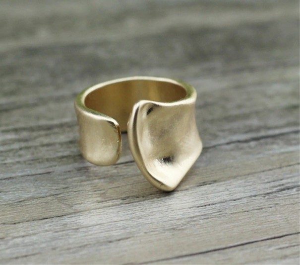 Miesten sormus D2874 kultainen