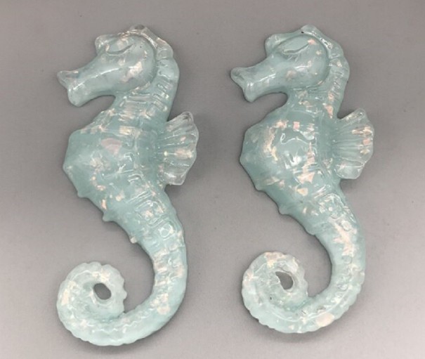 Mini décorations hippocampe 10 pcs bleu clair