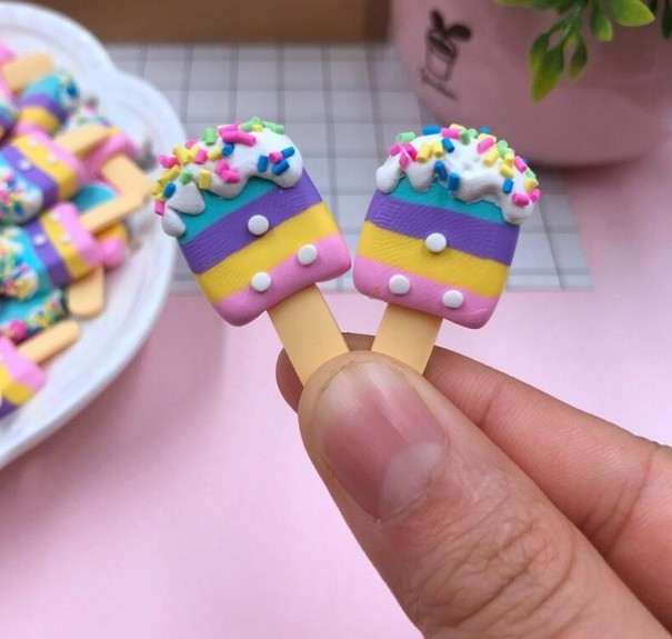 Mini popsicle dekorationer 5 st lila