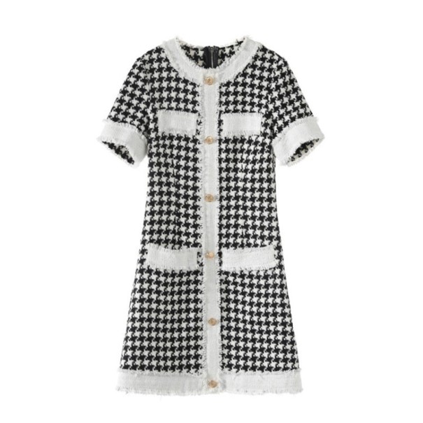 Mini rochie elegantă în alb și negru XS