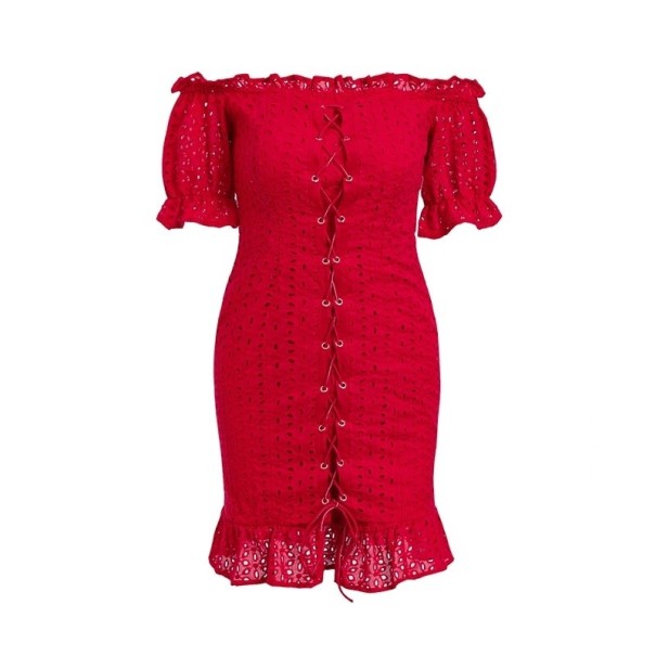 Mini šaty s odhalenými ramenami červené S