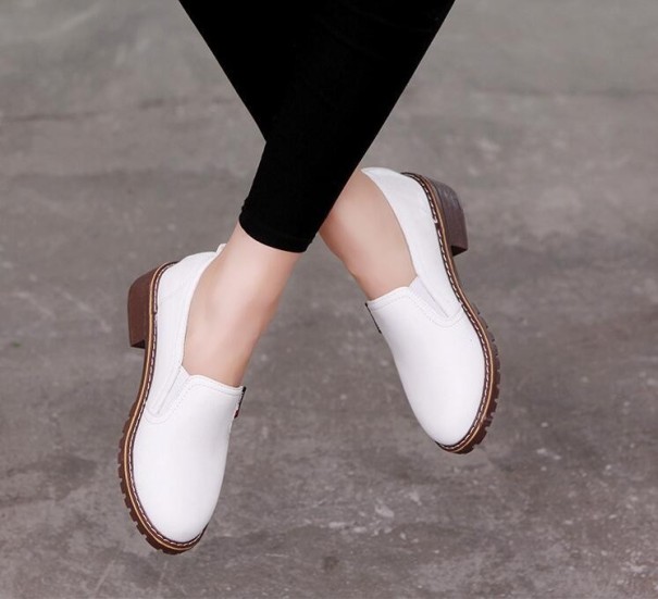 Mocasines de tacón para mujer J1749 blanco 36