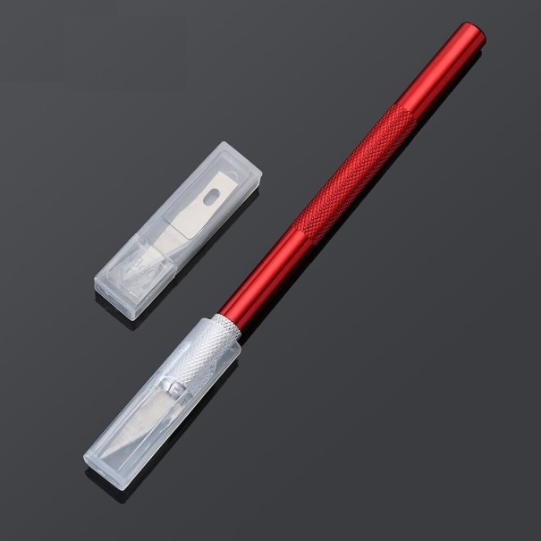modelovacie nožík červená