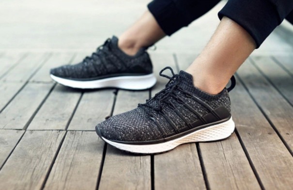 Moderna sneakers för män