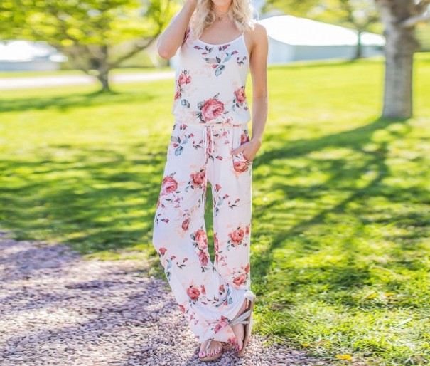 Mono de mujer con estampado floral J1834 blanco M