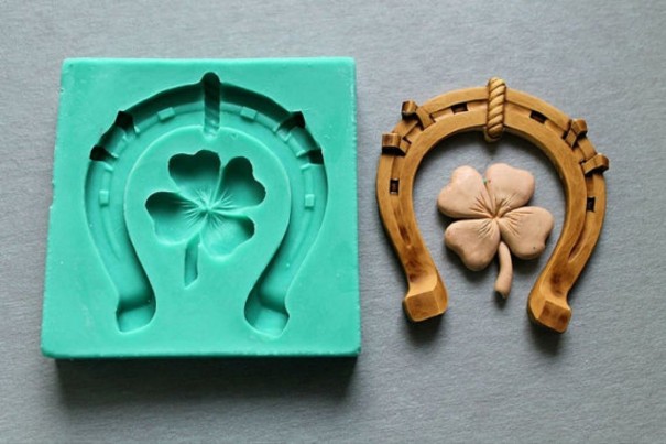 Moule en silicone fer à cheval et trèfle à quatre feuilles 1
