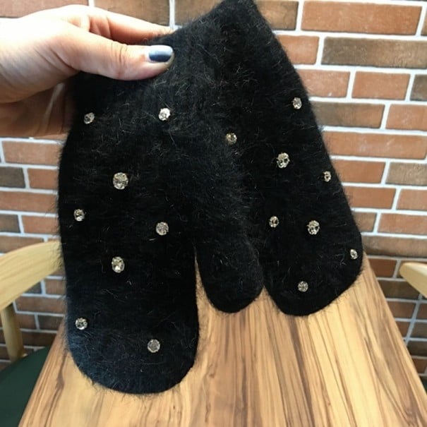 Muffole invernali da donna con strass nero