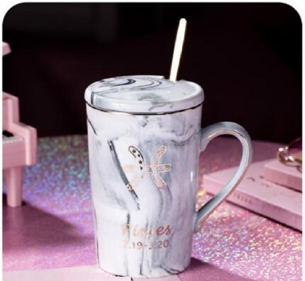 Mug marbré avec motif du zodiaque gris 7