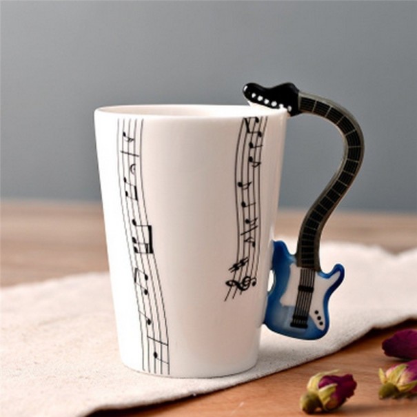 Mug musical en céramique J681 1