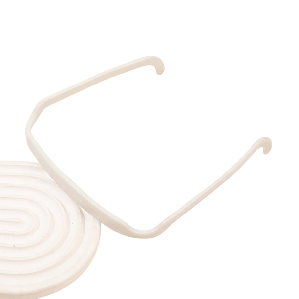 Muovinen hiuspanta 14,5 × 16 × 1,5 cm Asymmetrinen muotoiltu hiuspanta Liukumatonta hiustarviketta vahvaan kiinnitykseen beige