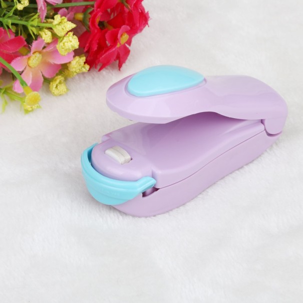 Muovipussien sulkemistyökalu J2957 purppura