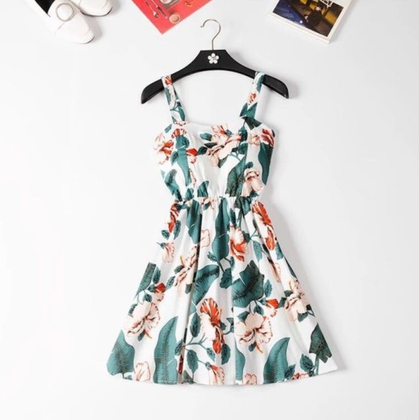 Naberané dámske mini šaty 15