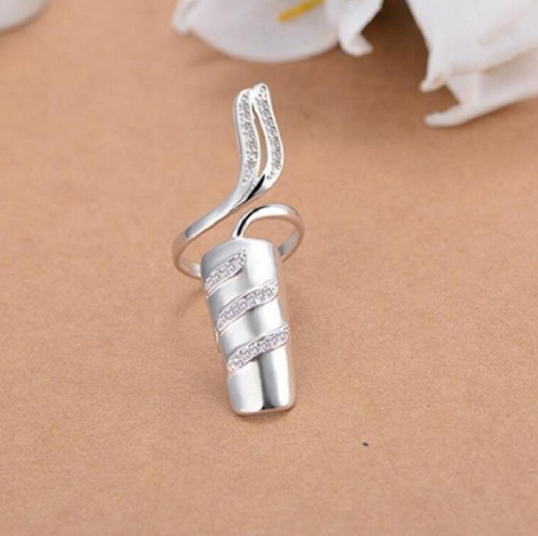 Nagelring för kvinnor 4