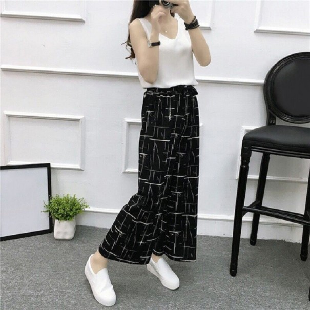 Naisten 3/4-housut rusetilla S 3