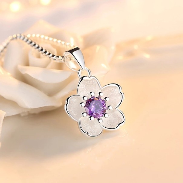 Naisten kaulakoru kukalla D404 violetti