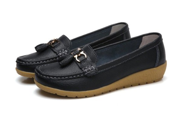 Naisten kiilakorkoiset loaferit musta 42