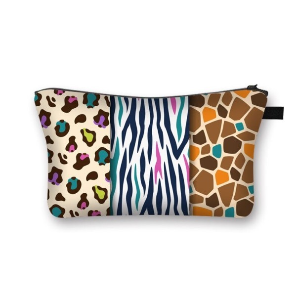 Naisten kosmetiikkalaukku T667 8