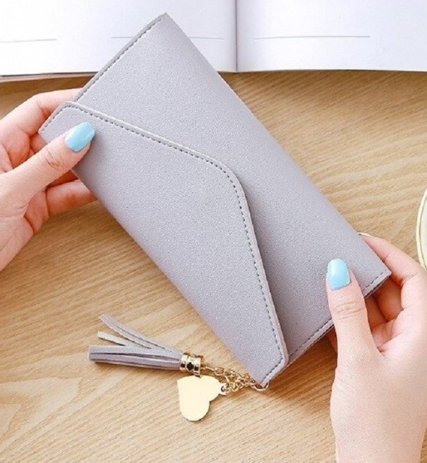 Naisten nahkalompakko M138 harmaa