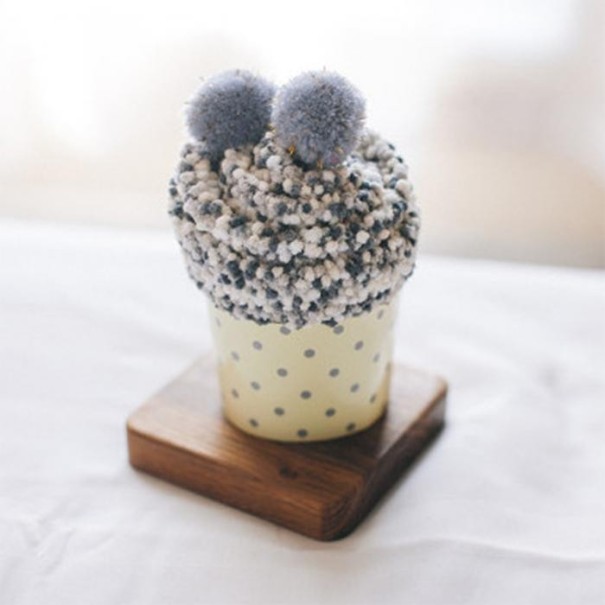 Naisten puuvillasukat tupsuilla harmaa