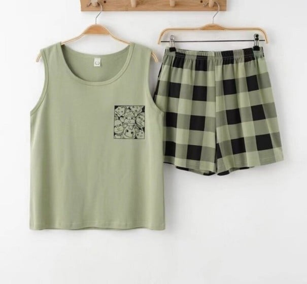 Naisten pyjama P2665 armeijanvihreä XL