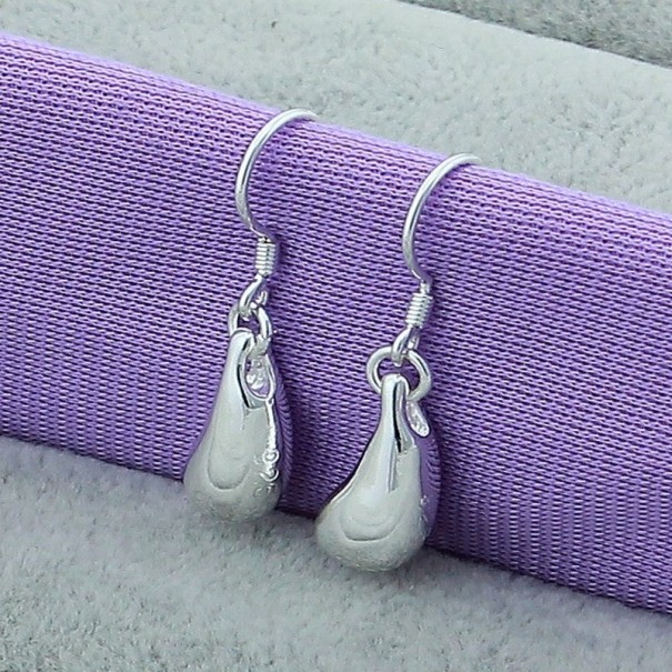 Naisten roikkuvat korvakorut R72 5