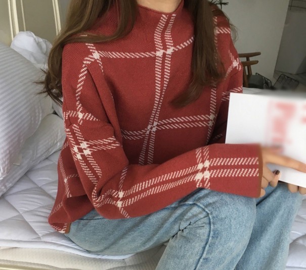 Naisten ruutukuvioinen neulepusero tiili