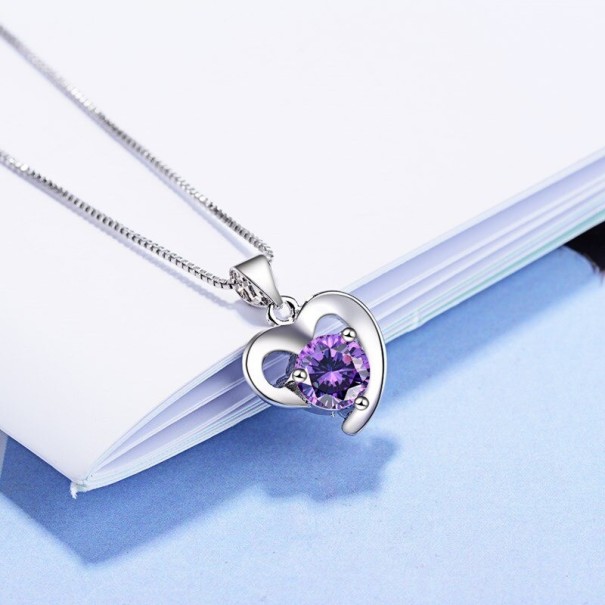 Naisten sydänkaulakoru D515 violetti