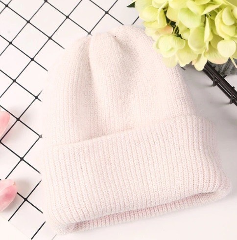 Naisten talvipipo J3191 beige