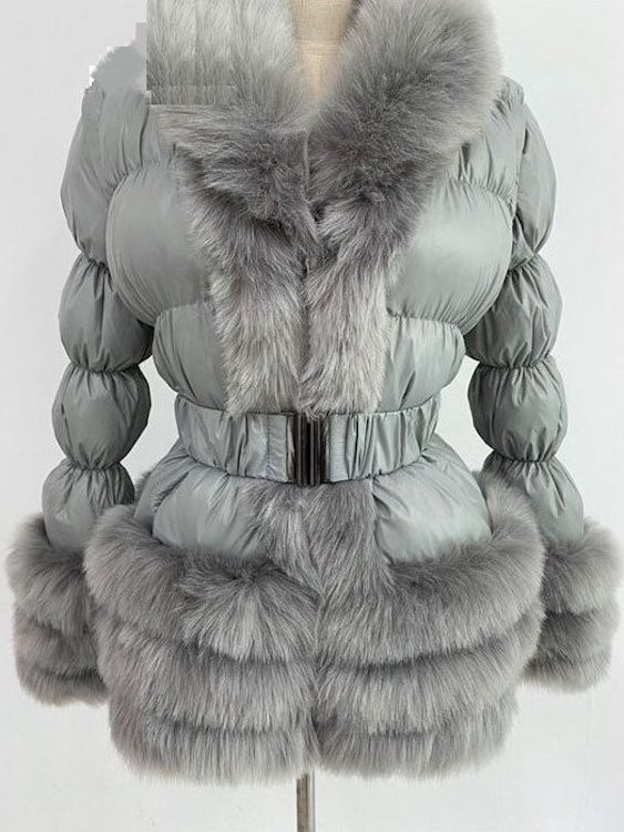 Naisten untuvatakki turkilla L 4