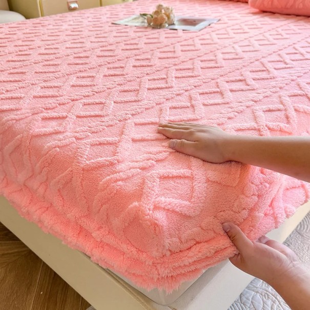 Napínací elastické flanelové prostěradlo 180 × 220 cm, Hladké měkké teplé prostěradlo, drží na místě, vzor se čtverci a vlnami růžová