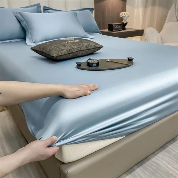 Napínací prostěradlo s gumou 400 TC rozměr 120 x 200 cm Jednobarevné hladké prostěradlo příjemné na dotek Pro matrace do 30 cm světle modrá