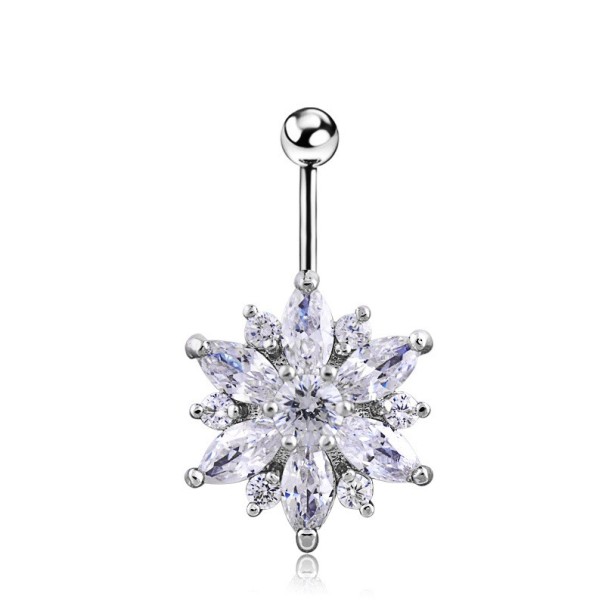 Navelpiercing med snygg design