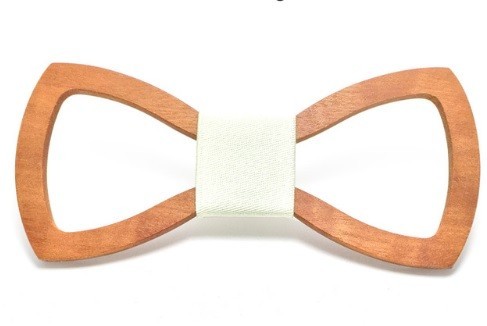 Nœud papillon en bois sculpté J650 10