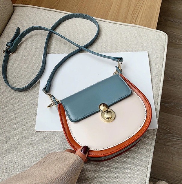 Női crossbody kézitáska M1041 kék