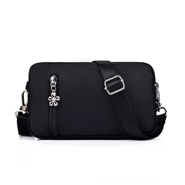 Női crossbody kézitáska M1117 fekete