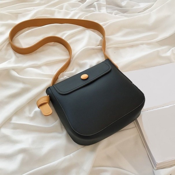 Női crossbody kézitáska M1450 fekete