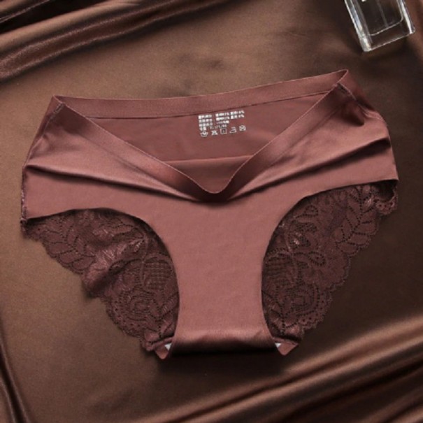 Női elegáns bugyi csipkével barna M