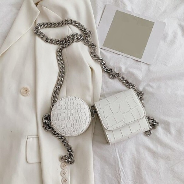 Női mini crossbody táska kerek tárolóval Masszív fém lánc vállra Krokodil minta PU bőr és poliészter 11 x 12 x 7 cm fehér