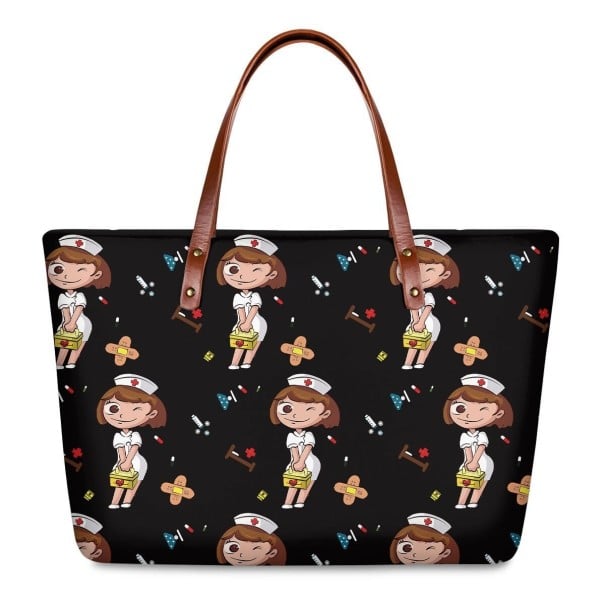 Női neopréntáska kézben, egészségügyi nővérek és egészségügyi eszközök mintázatával. Méret: 39 x 29 x 11,5 cm. Barna füllel, szegecsekkel. 4