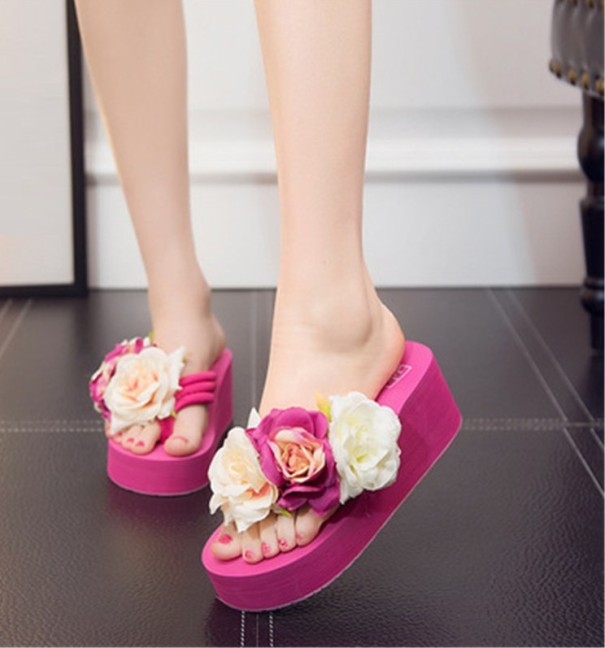 Női platform flip-flop papucs virágokkal sötét rózsaszín 38