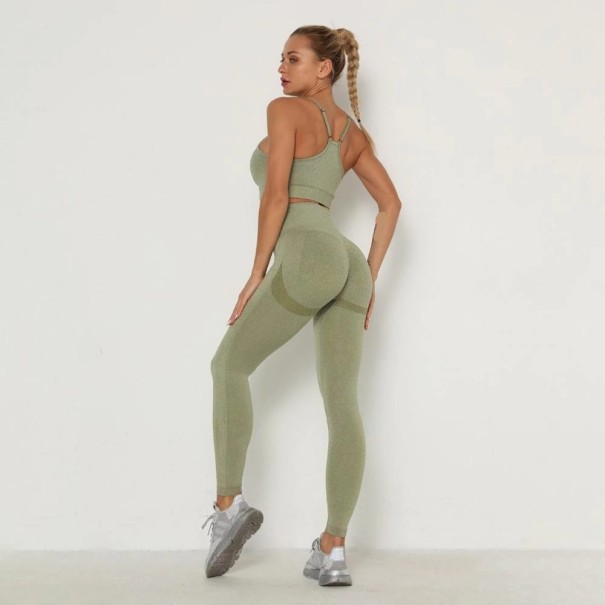 Női sportos crop felső és leggings katonai zöld XS