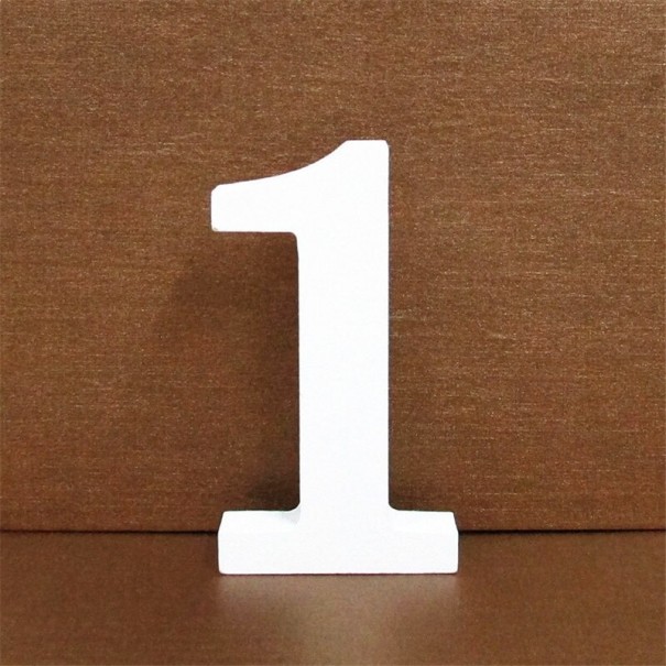 Número de madera decorativo 1