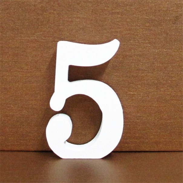 Número de madera decorativo 5